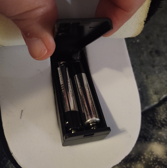 Vibrating Massage Fuzzy Bootie Slippers Lg - Picture 10 of 10